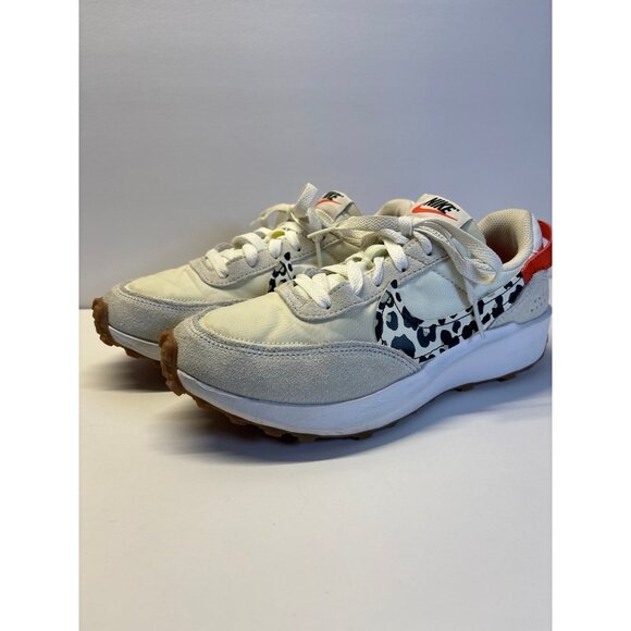Nike Waffle Debut Sneakers (size‎ 7.5) - Picture 1 of 9